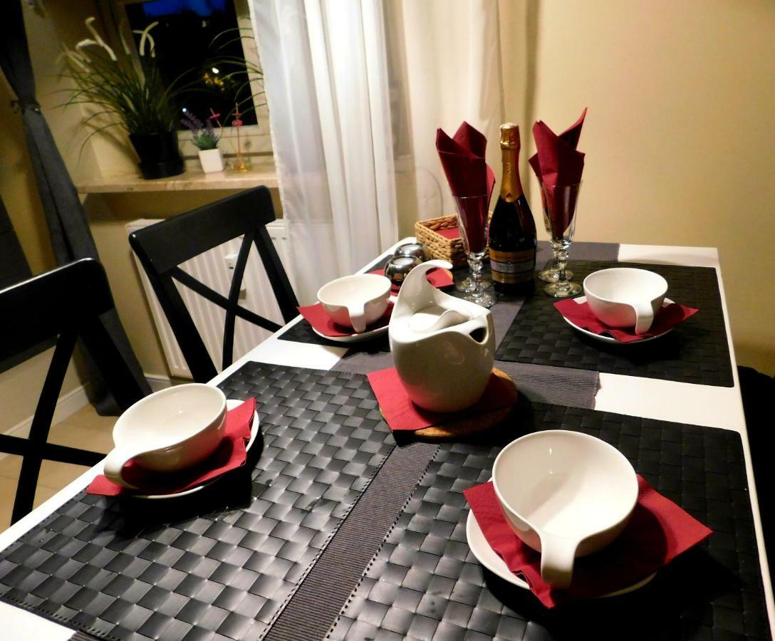 Apartament Pod Trzema Niebieskimi Kaczorami Lejlighed Gdańsk Eksteriør billede